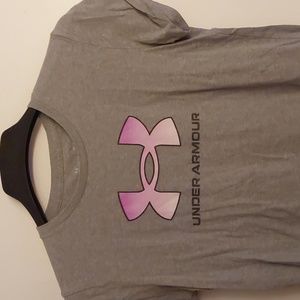Grey underarmour tee